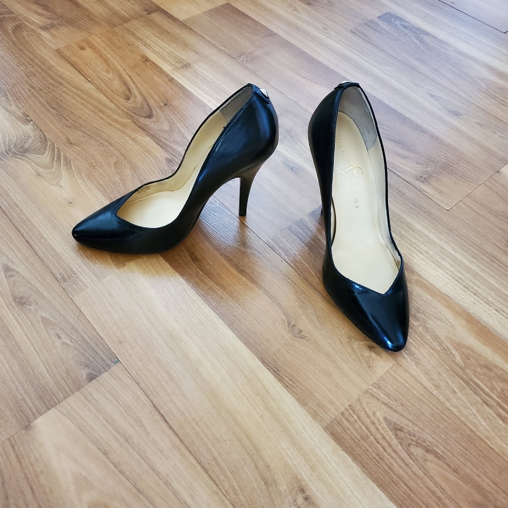 Black leather pumps